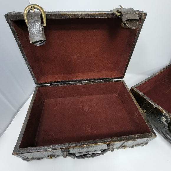 Vintage Stacking Trunks, Antique Decor Storage - Picture 2 of 9